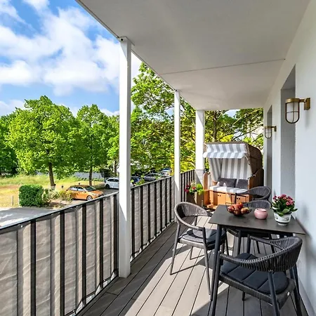 Sonnenschein Im Ostseebad * Sellin (Rugen)