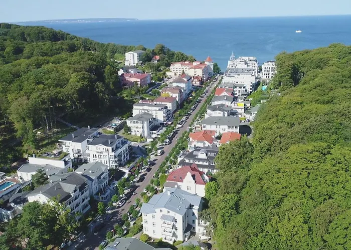 Sonnenschein Im Ostseebad * Sellin (Rugen)